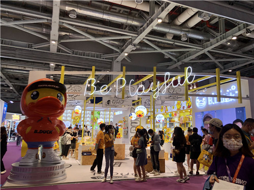 小黄鸭展台设计搭建