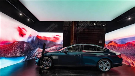 捷尼赛思广州车展特装展台设计搭建